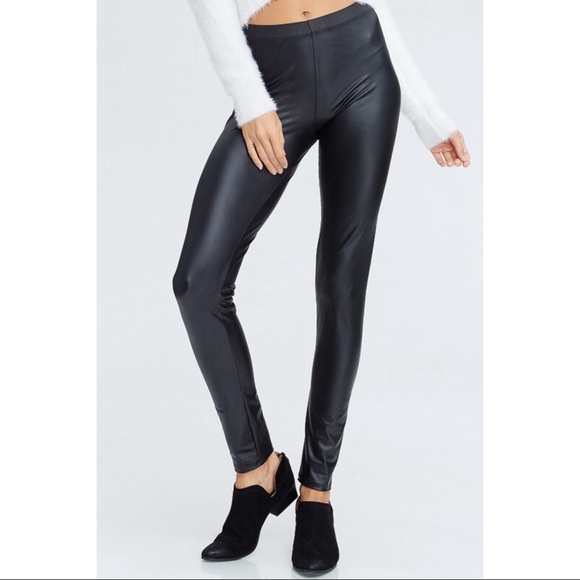 🆕5⭐️Best Seller Faux Leather Leggings - Picture 5 of 7